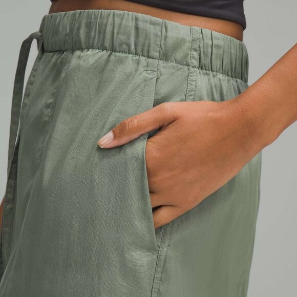 lululemon Grey Eucalyptus Lightweight Adjustable Mid-Rise Cargo Pant size XS - Picture 4 of 16